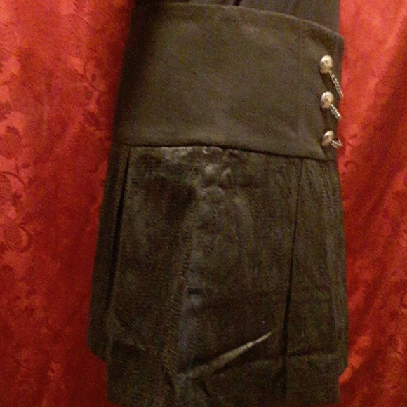 TCEC Steampunk chain and lace skirt - Picture 6 of 9